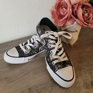 Converse shoes